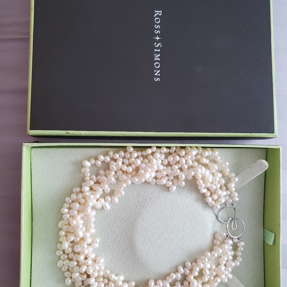 Ross and Simons pearl necklace